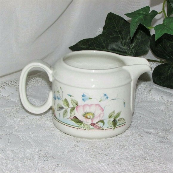 J & G MEAKIN DAMASK ROSE Trend Creamer Pink Floral Jug Cottagecore - Picture 6 of 7